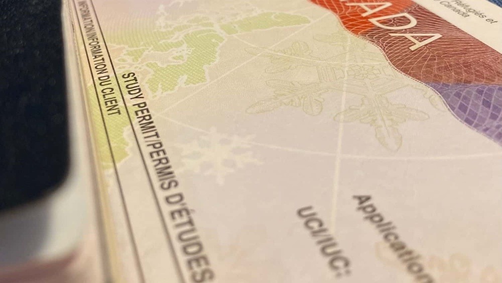مراحل بررسی ویزای تحصیلی کانادا 2025؛ از سابمیت تا صدور مجوز تحصیل