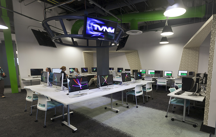 کالج لویالیست